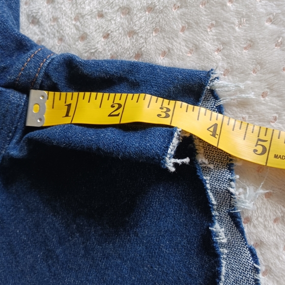 Vintage Wrangler High Waist Cut-Off Denim shorts - Picture 9 of 13